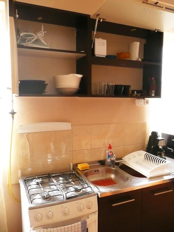 Orchidea Apartman Tata Rum bild